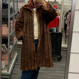 vintage authentic mink coat mid length new lining and professionally cleaned